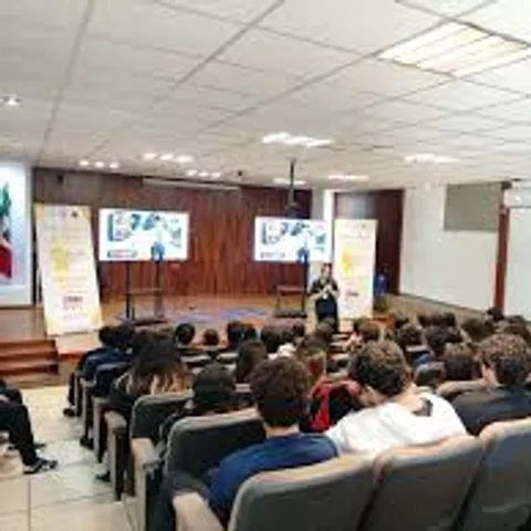 Lic. Rubén Closs